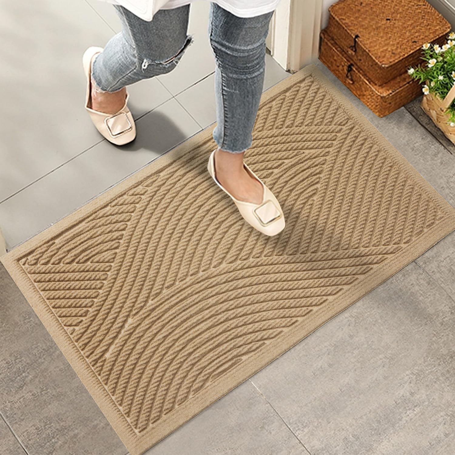 HIYARD Sturdy Front Door Mat, Absorbent Muddy Dirt Resist Welcome Door Mats Outdoor Indoor, Stain and Fade Resistant, Non-Slip Backing Entry Mat Low Profile Doormat for Entryway, 29×17, Beige