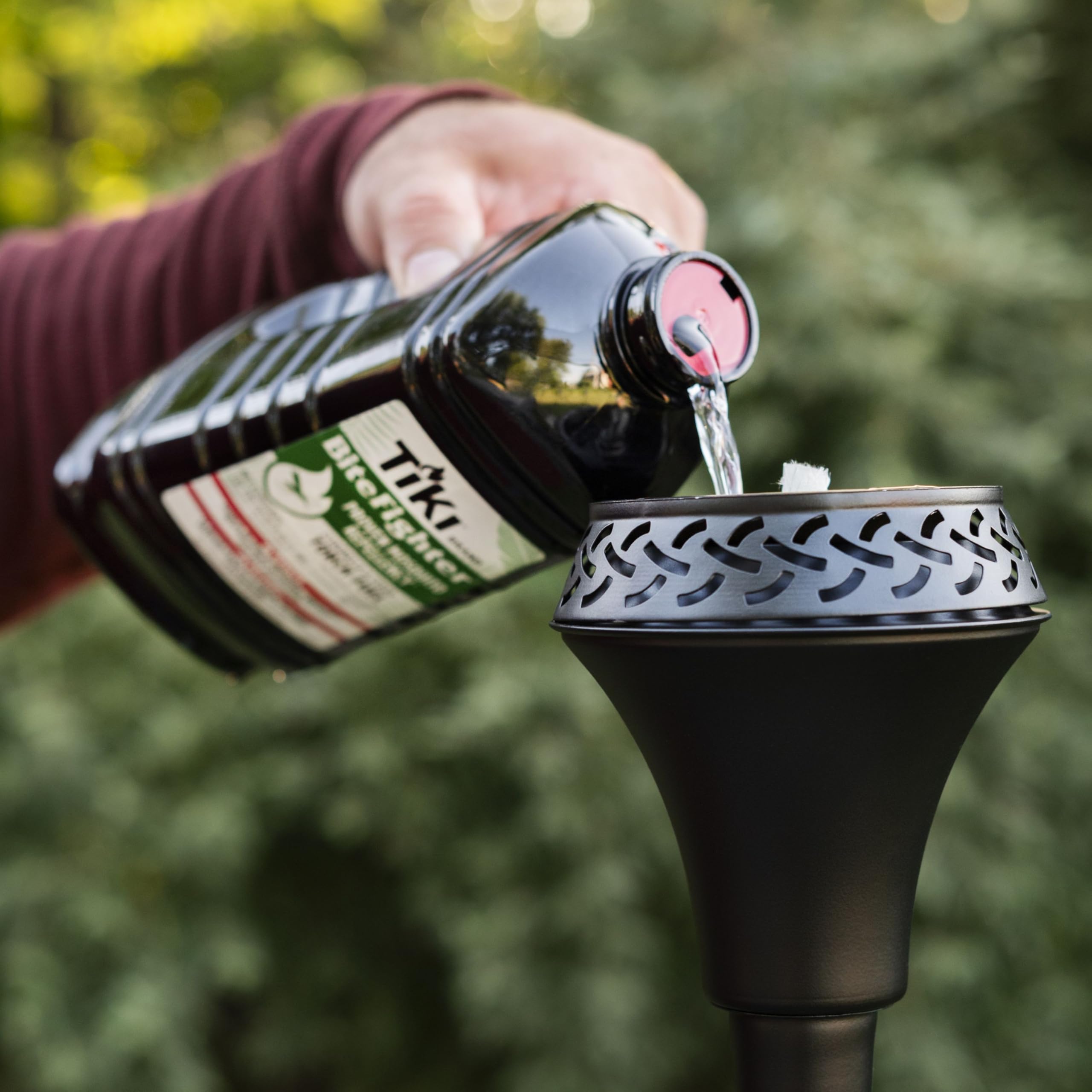 TIKI BiteFighter Mosquito Repellent Torch Fuel - 1 Gallon (128 oz.), Citronella & Cedar Formula for Mosquito Repellency, Easy Pour Bottle, Use with Torches & Table Torches, Outdoor & Backyard Use