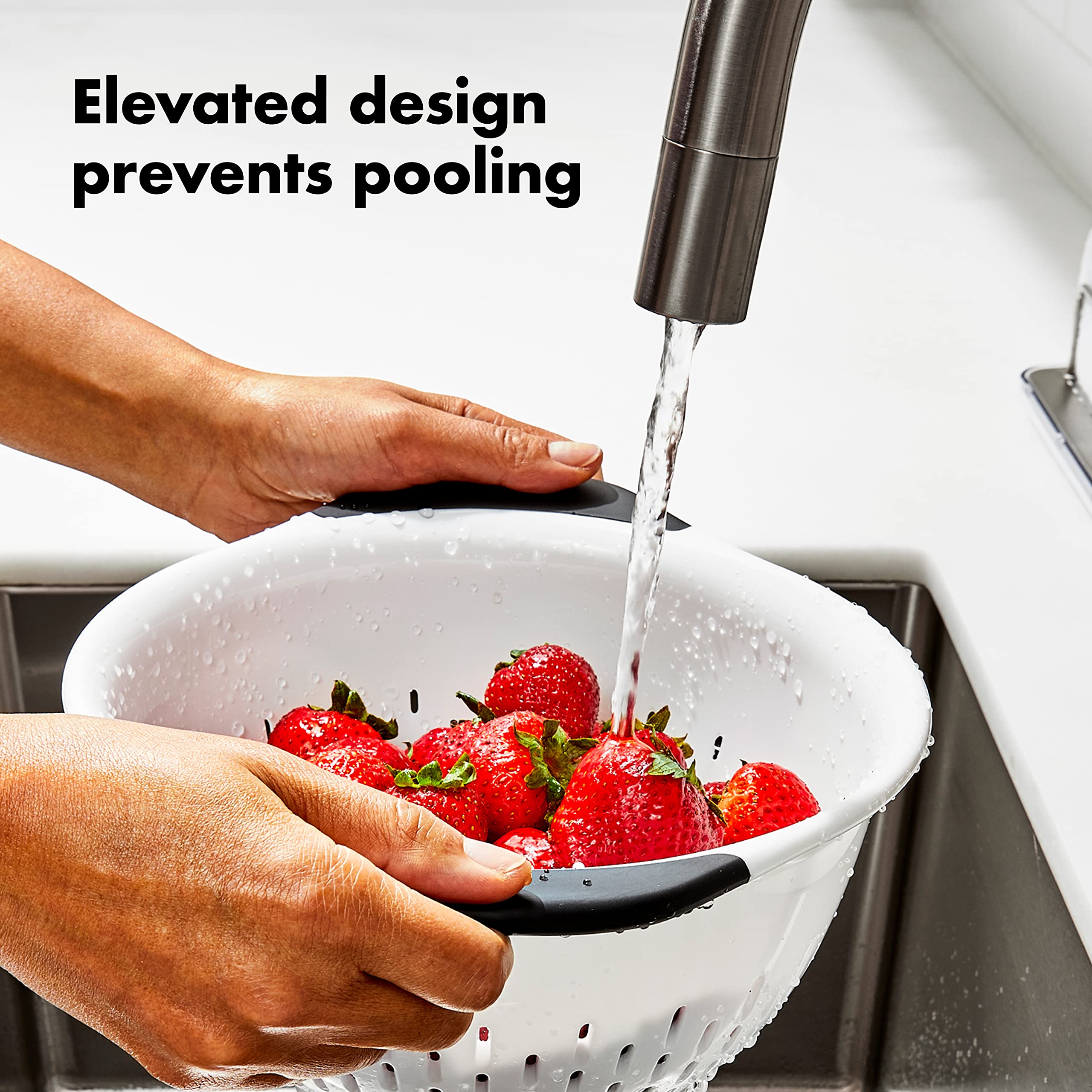 OXO Good Grips 3 QT Plastic Colander