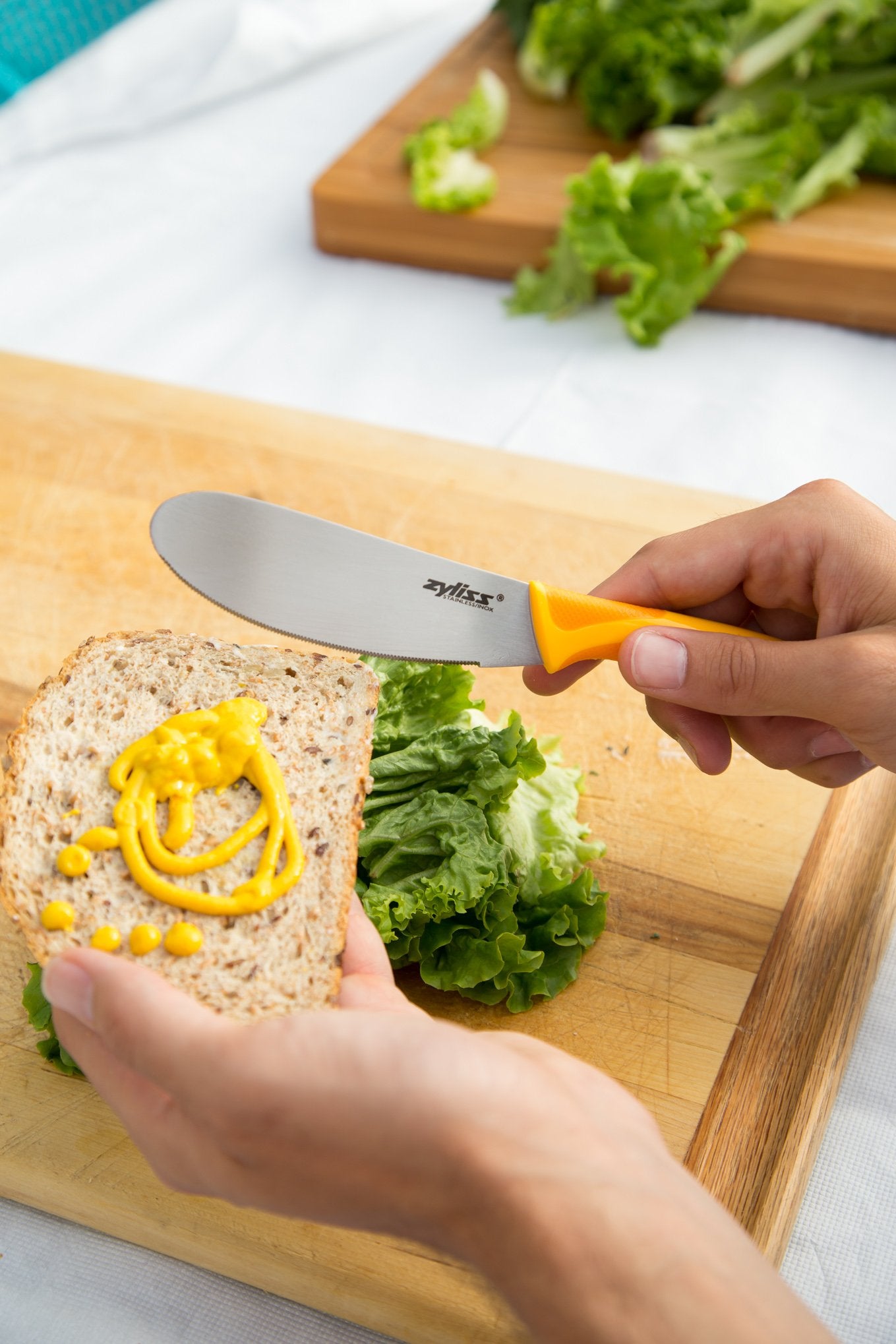 Zyliss Utility Kitchen Knives with Sheath Covers - Dishwasher Safe - Stainless Steel Kitchen Knives Perfect for Cutting Meat, Vegetables & Fruit - 4" Sandwich Knife