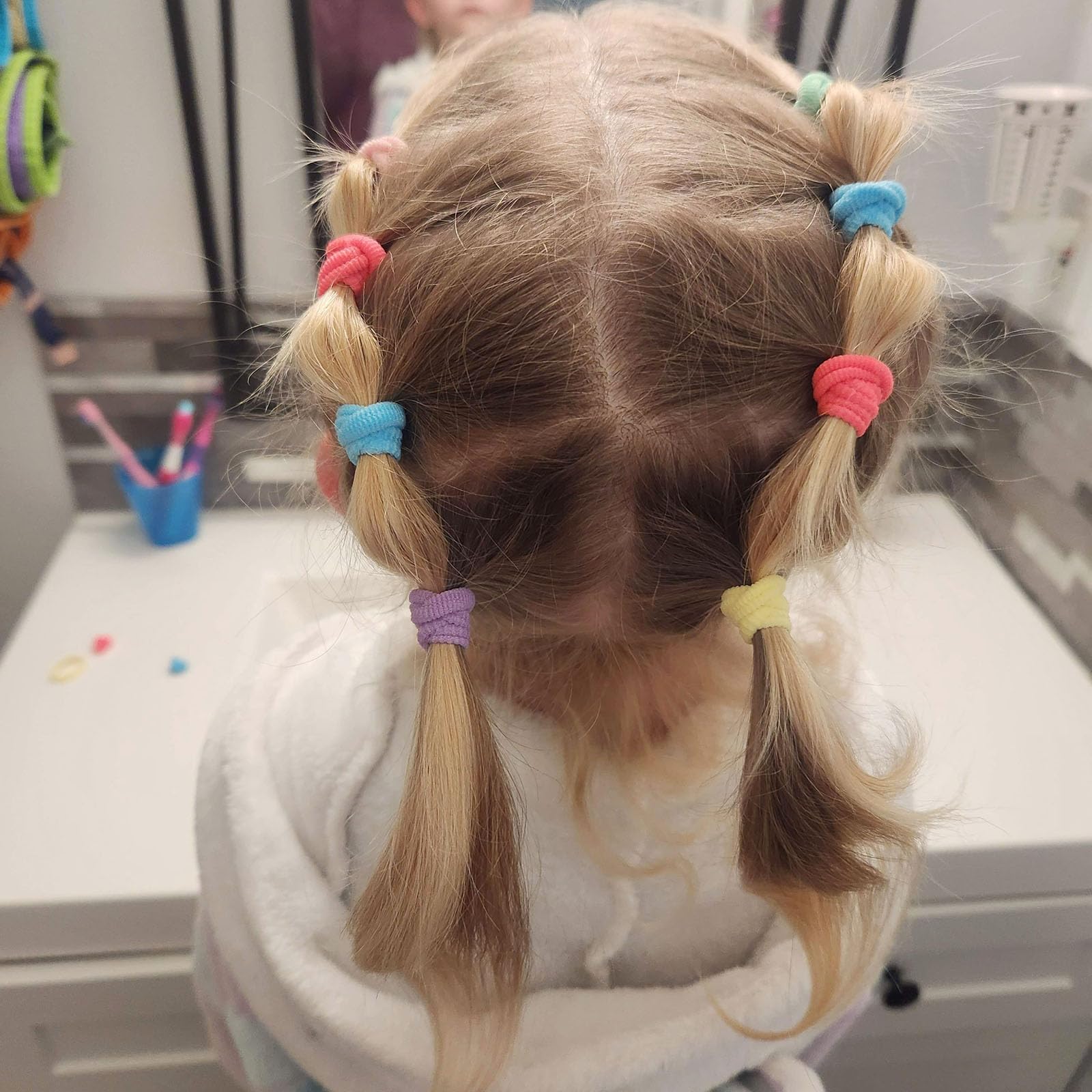 200 Pack Hair Ties BEoffer Baby Toddlers Girls Elastics Hair Bands No Damage Multicolor Colorful Small Rubber Bands Ponytail Pigtails Holders Not Harm to Hair (Macaron)