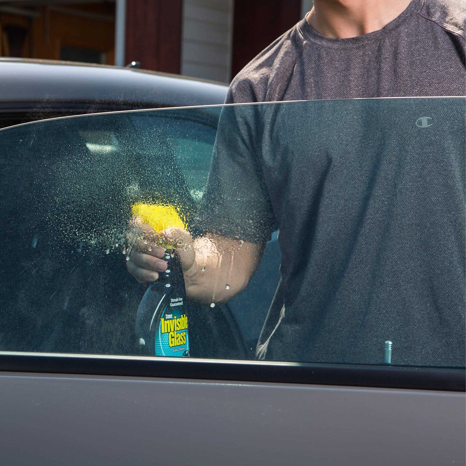 Invisible Glass 92164 22-Ounce Premium Glass Cleaner and Window Spray for Auto and Home Provides a Streak-Free Shine on Windows, Windshields, and Mirrors is Residue and Ammonia Free and Tint Safe