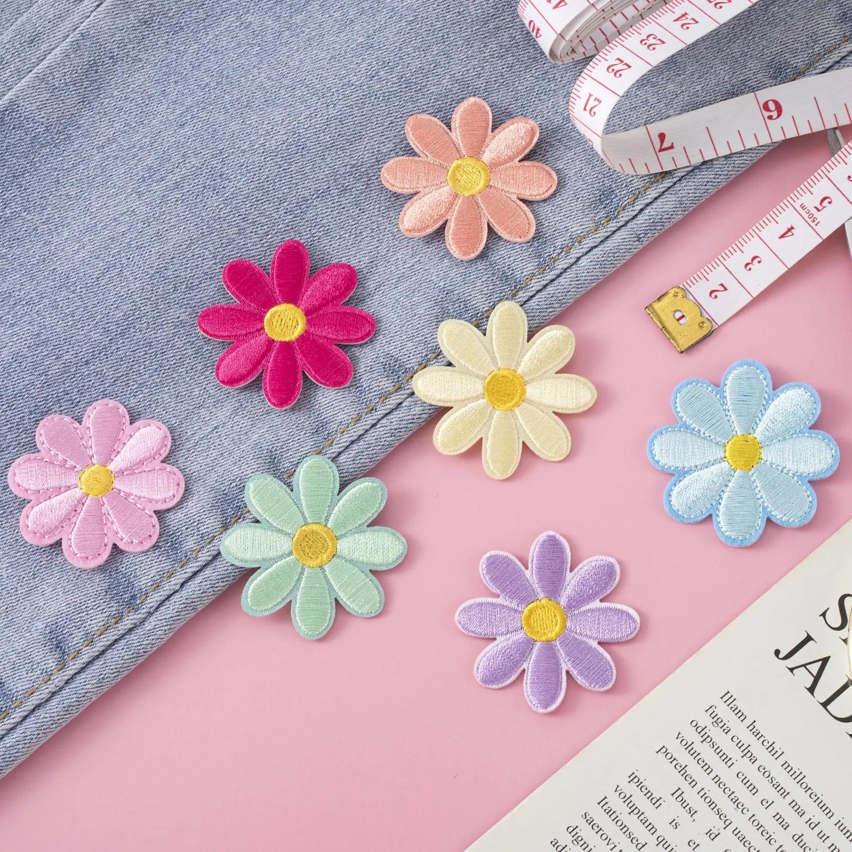 PAGOW 14 Pcs Flower Iron on Patches, Cute Daisy Flower Applique Patch, Sew On Embroidered Applique Sewing Patches for Bags, Jackets, Jeans, Clothes DIY Patches, 1.57x1.57inch (W*H), 7 Colors