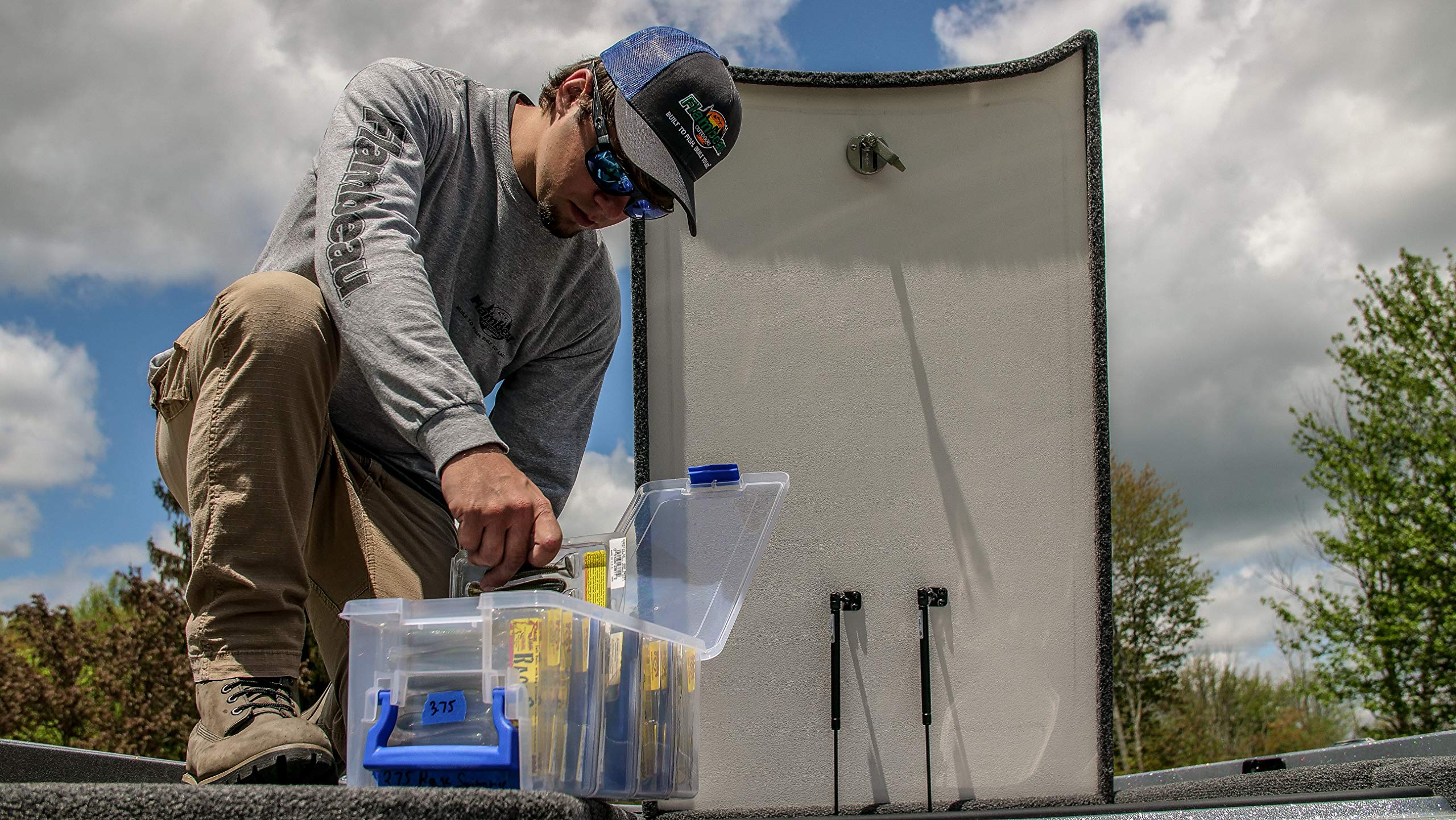 Flambeau Outdoors 4510 Clear Fishing Organizer - Super Half Satchel Soft Fishing Lure Storagees, Bait Organizer, Tuff Tainer with Zerust Anti-Rust Dividers