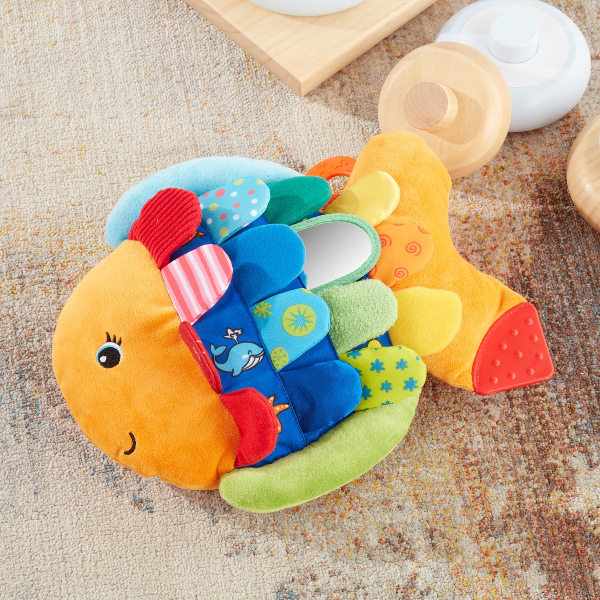 Melissa & Doug Flip Fish Soft Baby Toy Sensory Tummy Time Toys, Soft Fabric Tag Toy for Babies, Infants