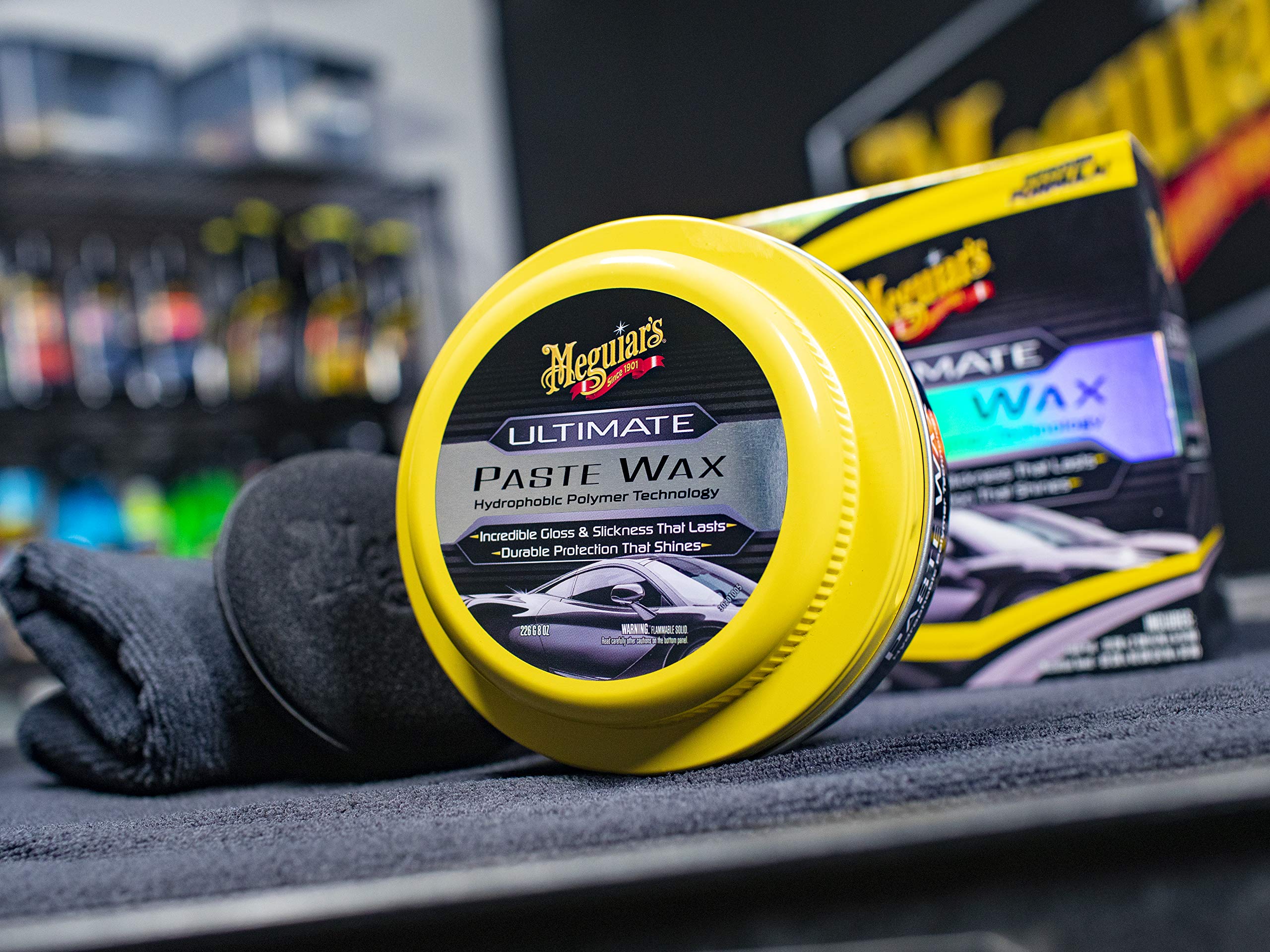 Meguiar's Ultimate Paste Wax - Premium Car Wax for a Deep, Reflective Shine Gloss with Long-Lasting Protection - Easy to Apply and Remove, Microfiber Towel and Applicator Included, 8 Oz Paste