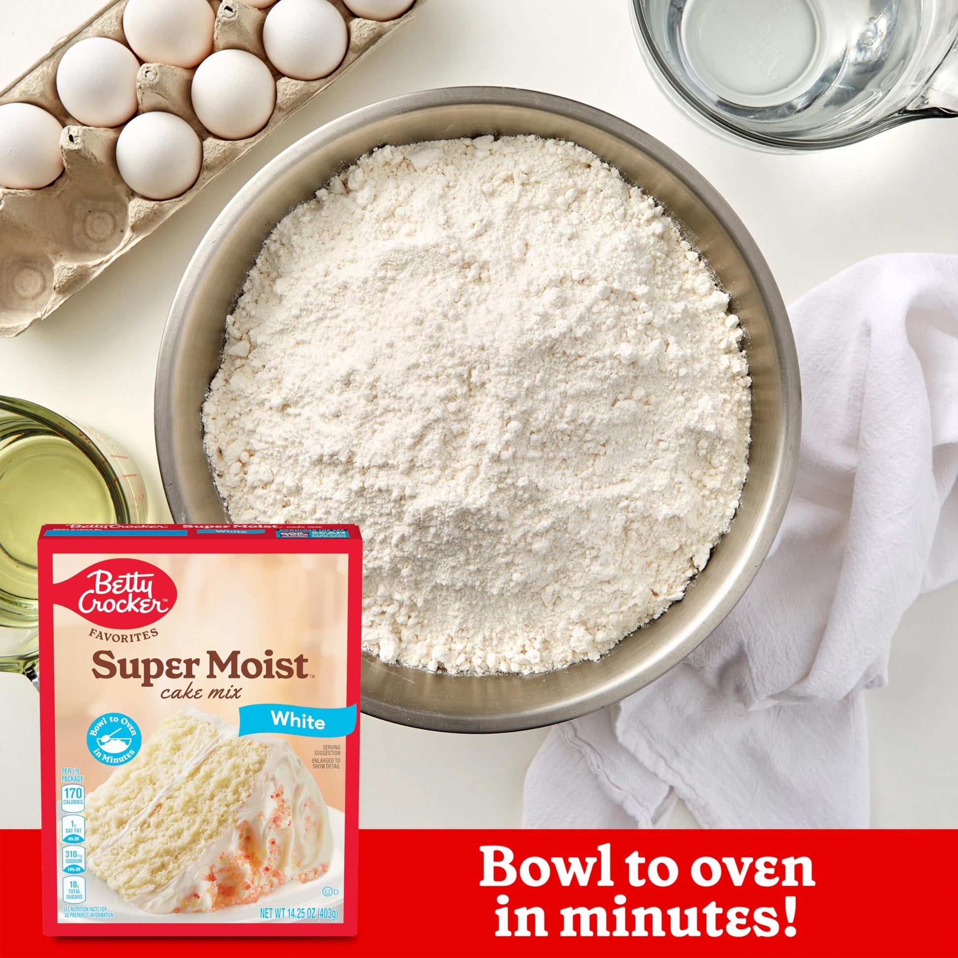 Betty Crocker Favorites Super Moist White Cake Mix, Holiday Baking, 14.25 oz