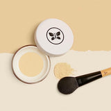 Honest Beauty Talc-Free Translucent Loose Setting Powder | Invisible, Matte Finish | EWG Verified, Vegan + Cruelty Free | .56 oz